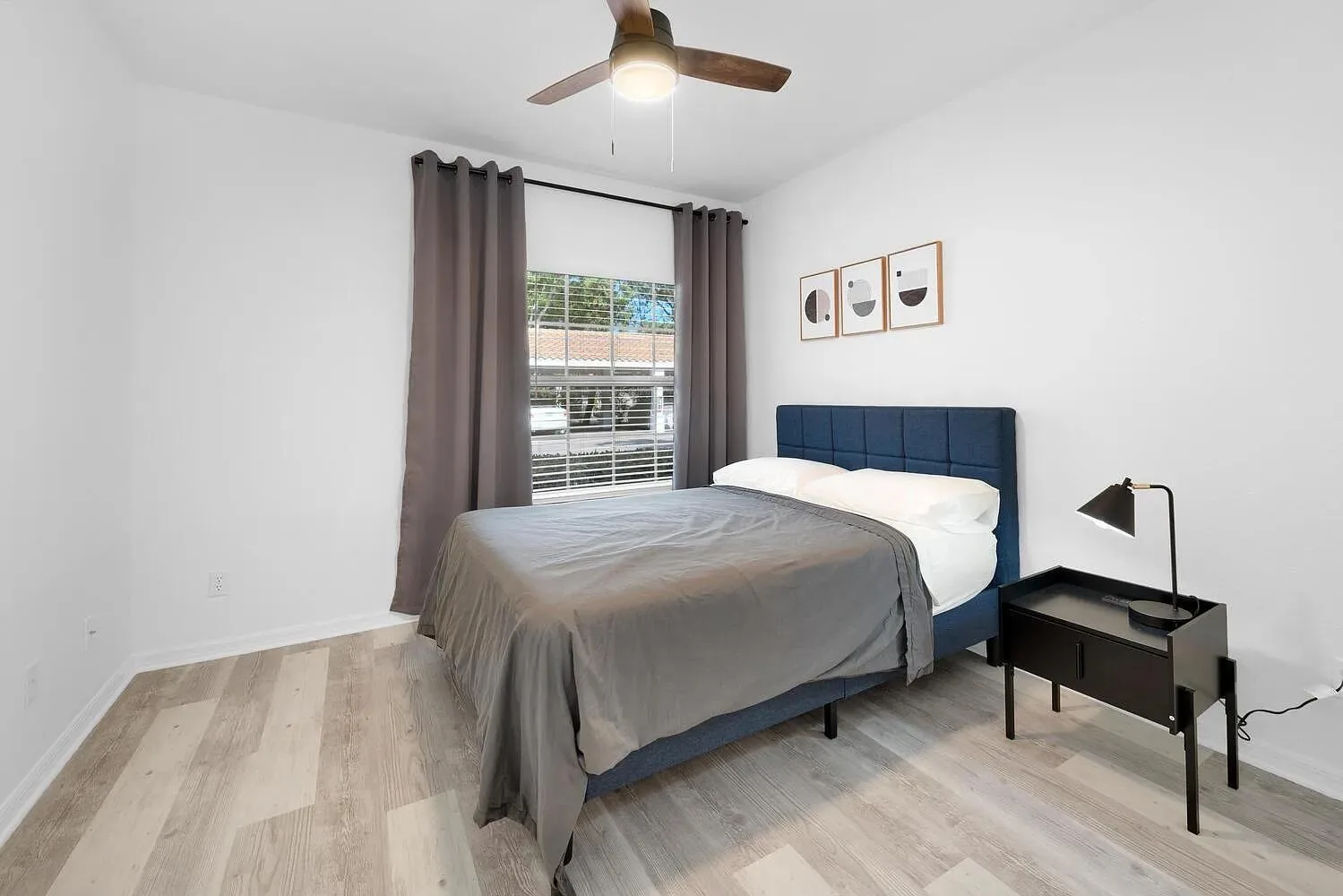 Guest bedroom in furnished Calusa Bay rental